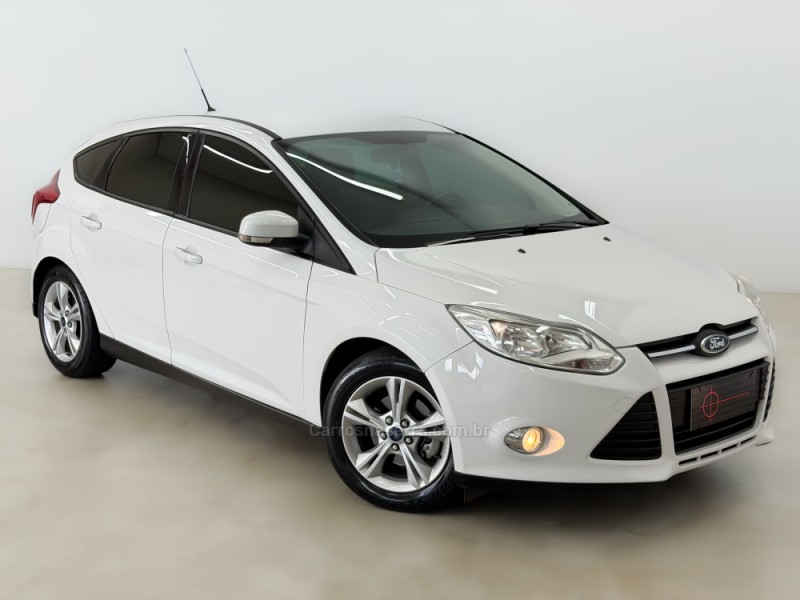 FOCUS 1.6 SE 16V FLEX 4P AUTOMÁTICO - 2015 - CAXIAS DO SUL