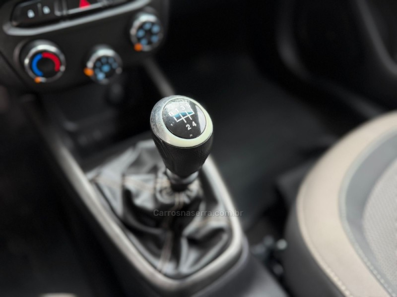 PRISMA 1.0 MPFI LT 8V FLEX 4P MANUAL - 2013 - SãO FRANCISCO DE PAULA