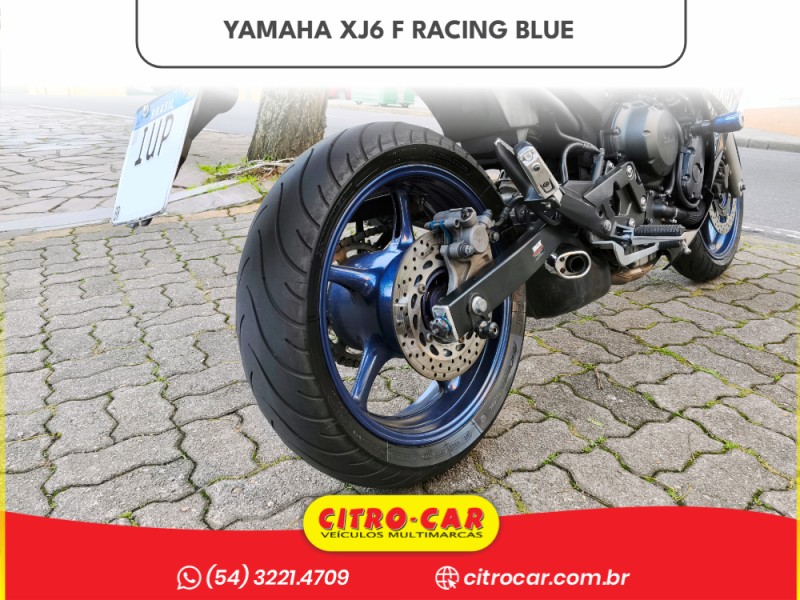 XJ6 F RACING BLUE - 2013 - CAXIAS DO SUL