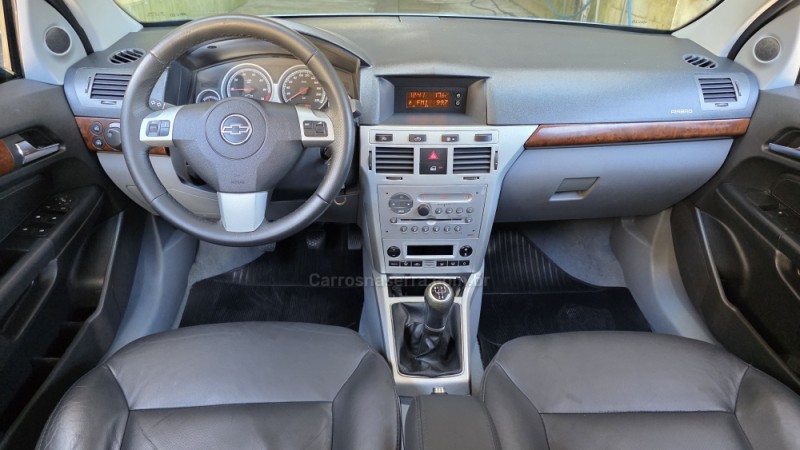 VECTRA 2.0 MPFI ELEGANCE 8V 140CV FLEX 4P MANUAL - 2008 - SãO MARCOS