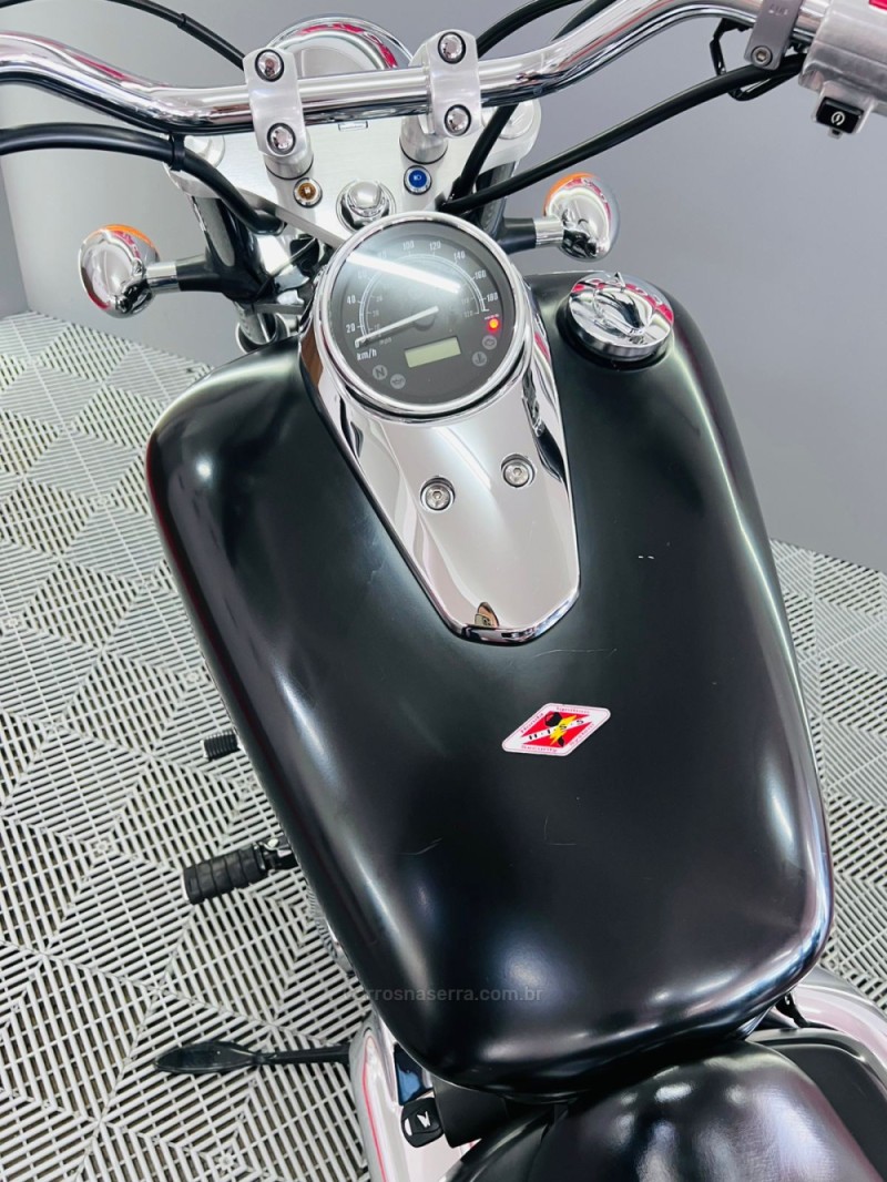 SHADOW 750  - 2013 - CAMPO BOM