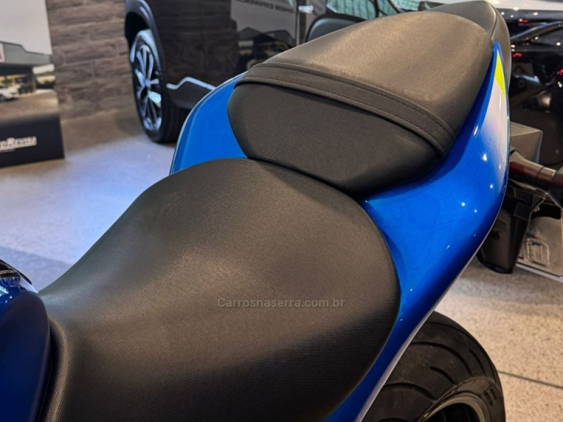 GSXS 1000 GT ABS - 2017 - GARIBALDI