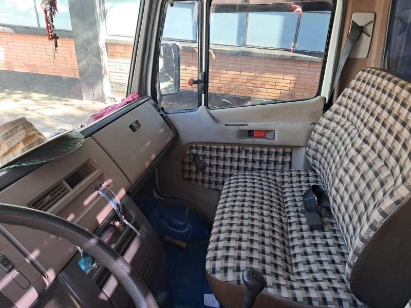 709  - 1989 - FLORES DA CUNHA