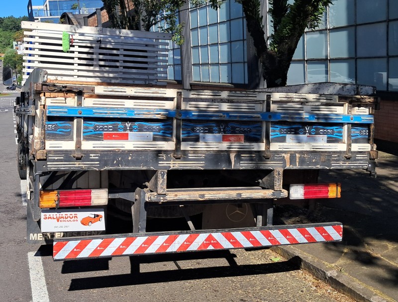 709  - 1989 - FLORES DA CUNHA