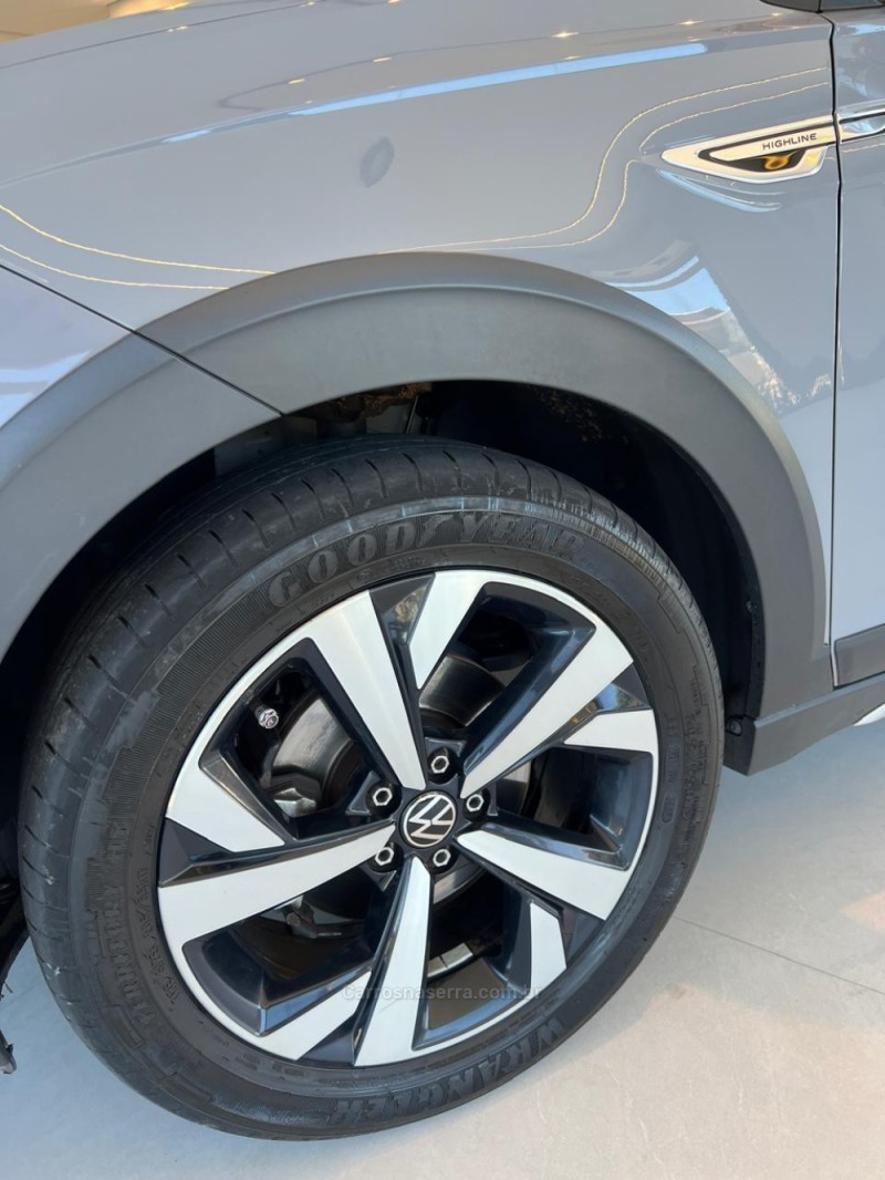 NIVUS 1.0 TSI HIGHLINE FLEX 4P AUTOMÁTICO - 2023 - CAXIAS DO SUL