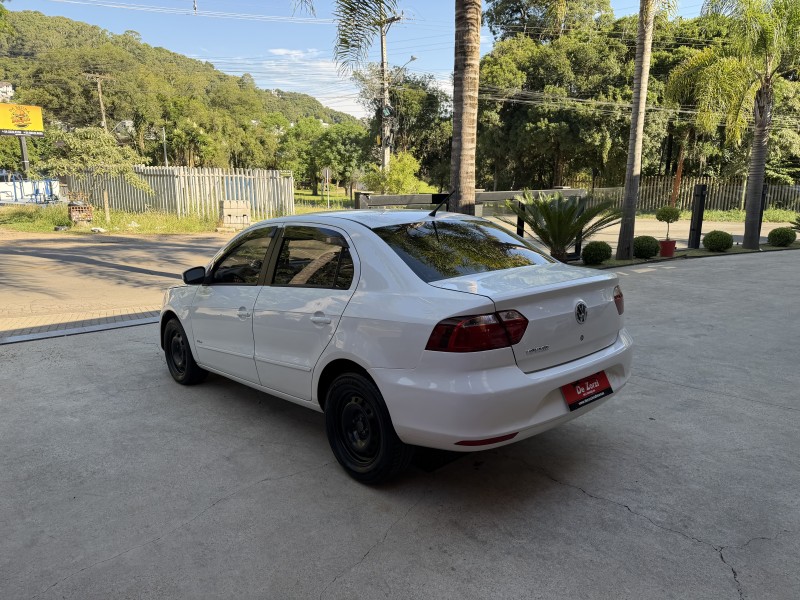 VOYAGE 1.0 MI TRENDLINE 8V FLEX 4P MANUAL - 2013 - CAXIAS DO SUL