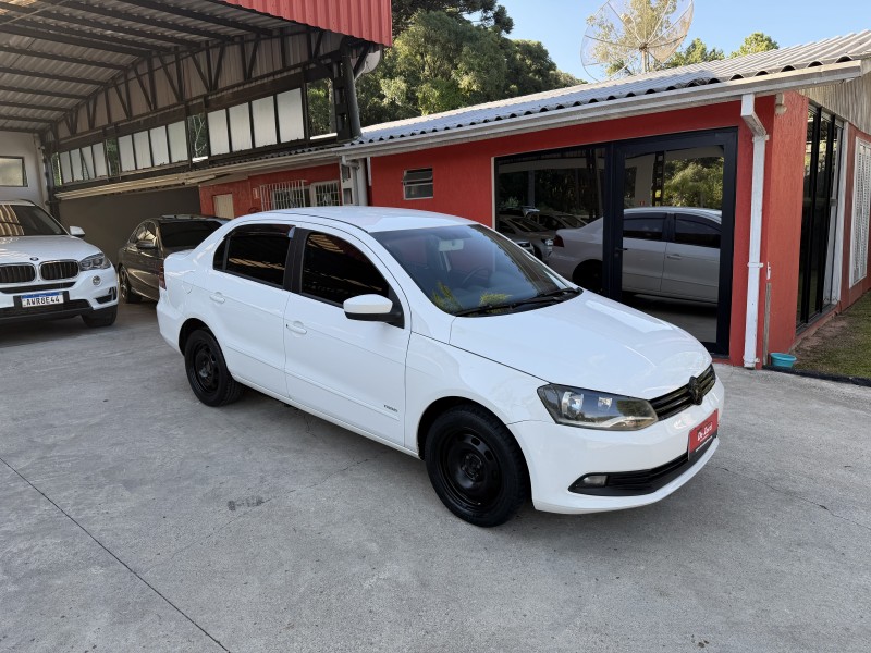 VOYAGE 1.0 MI TRENDLINE 8V FLEX 4P MANUAL - 2013 - CAXIAS DO SUL