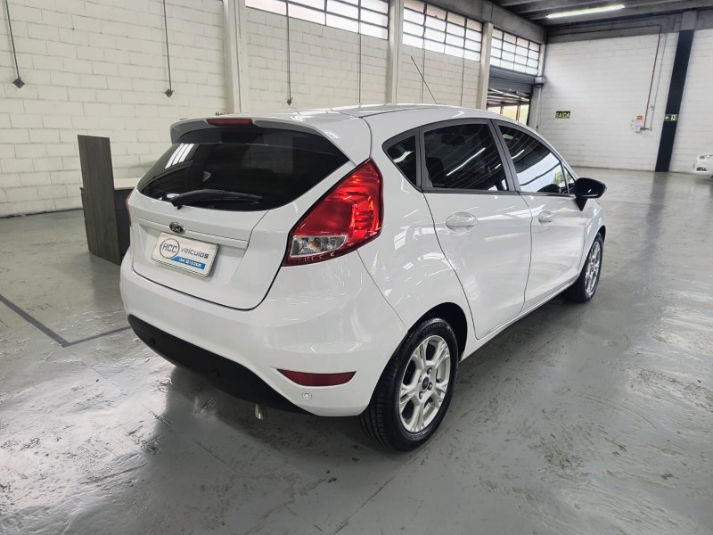 FIESTA 1.6 SE HATCH 16V FLEX 4P AUTOMÁTICO - 2016 - CAXIAS DO SUL