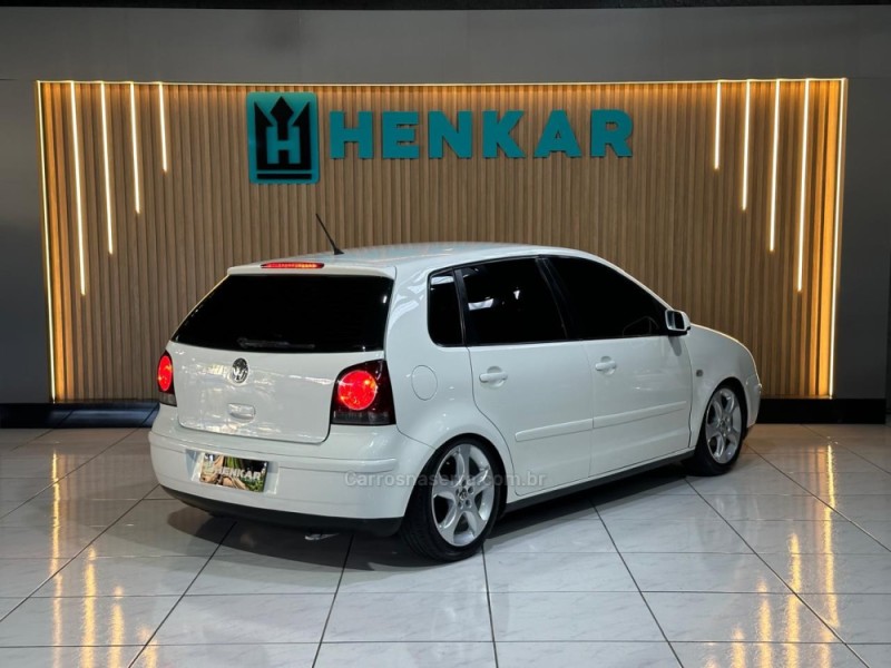 POLO 1.6 MI 8V E-FLEX 4P MANUAL - 2005 - CAMPO BOM