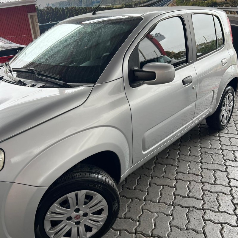 UNO 1.0 EVO VIVACE 8V FLEX 4P MANUAL - 2012 - CAXIAS DO SUL