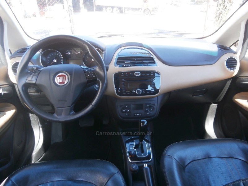 LINEA 1.8 ABSOLUTE 16V FLEX 4P AUTOMATIZADO - 2015 - FARROUPILHA