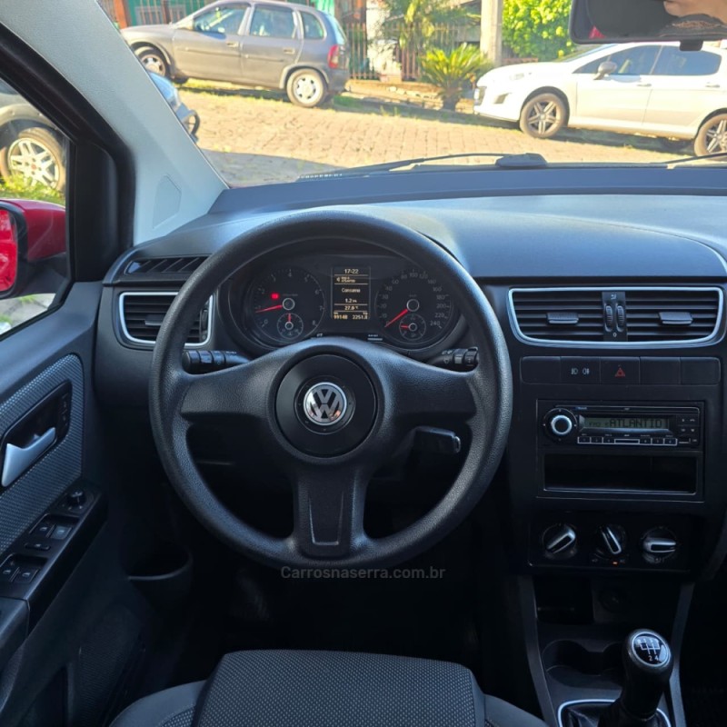 FOX 1.6 MI 8V FLEX 4P MANUAL - 2011 - CAXIAS DO SUL