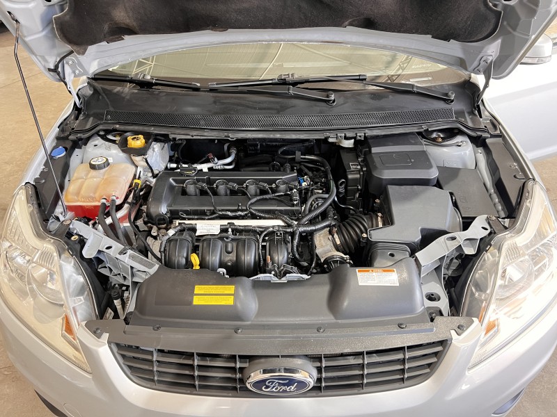 FOCUS 2.0 GLX SEDAN 16V FLEX 4P AUTOMÁTICO - 2013 - CAXIAS DO SUL