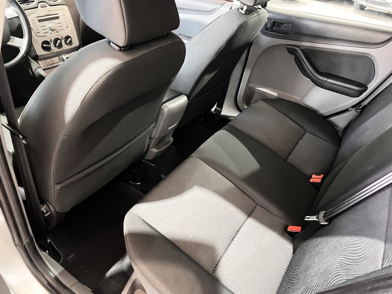 FOCUS 2.0 GLX SEDAN 16V FLEX 4P AUTOMÁTICO - 2013 - CAXIAS DO SUL