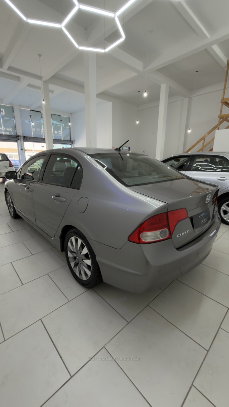 CIVIC 1.8 LXL 16V FLEX 4P AUTOMÁTICO - 2011 - CAXIAS DO SUL