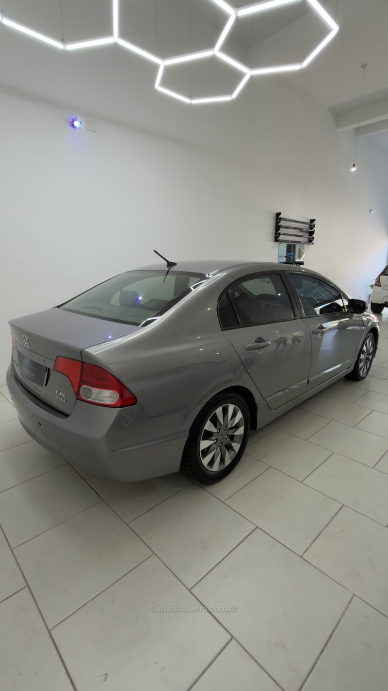 CIVIC 1.8 LXL 16V FLEX 4P AUTOMÁTICO - 2011 - CAXIAS DO SUL