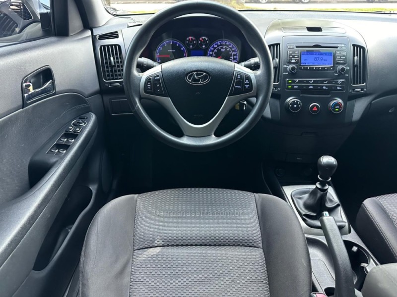 I30 2.0 MPFI GLS 16V GASOLINA 4P MANUAL - 2012 - CAMPO BOM