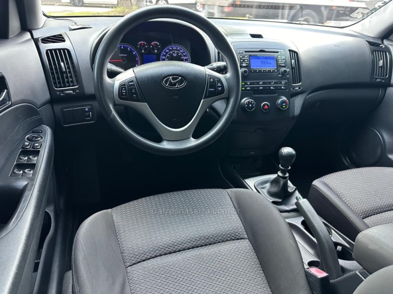 I30 2.0 MPFI GLS 16V GASOLINA 4P MANUAL - 2012 - CAMPO BOM