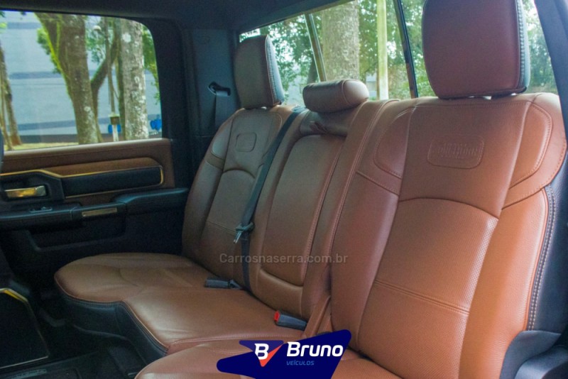 3500 LARAMIE 6.7 LONGHORN CD 4X4 TURBO DIESEL 4P AUTOMÁTICA - 2024 - PALMEIRA DAS MISSõES