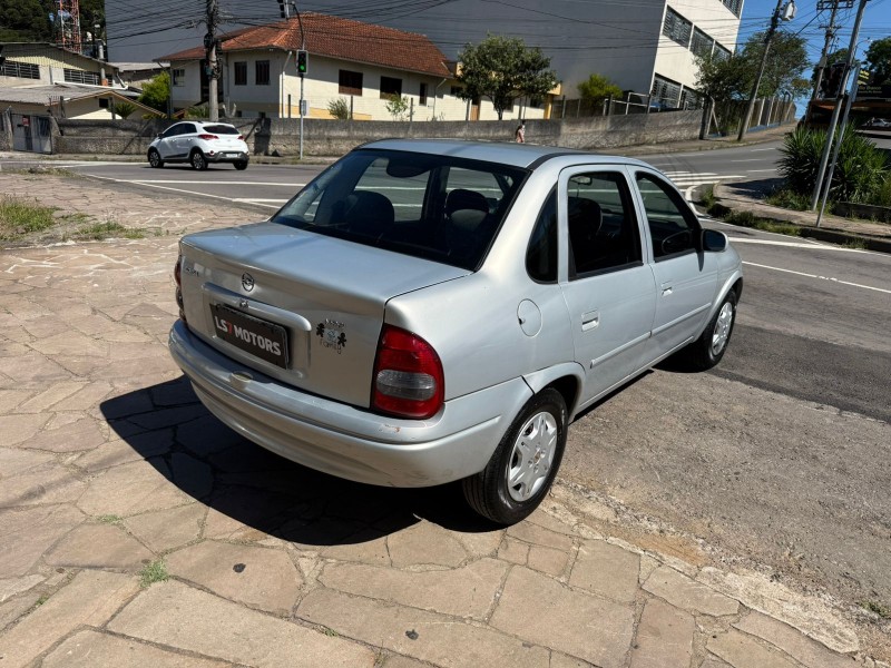 CORSA 1.0 MPFI CLASSIC SEDAN 8V GASOLINA 4P MANUAL - 2002 - CAXIAS DO SUL
