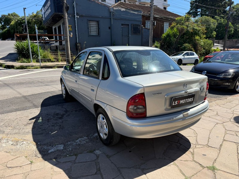 CORSA 1.0 MPFI CLASSIC SEDAN 8V GASOLINA 4P MANUAL - 2002 - CAXIAS DO SUL