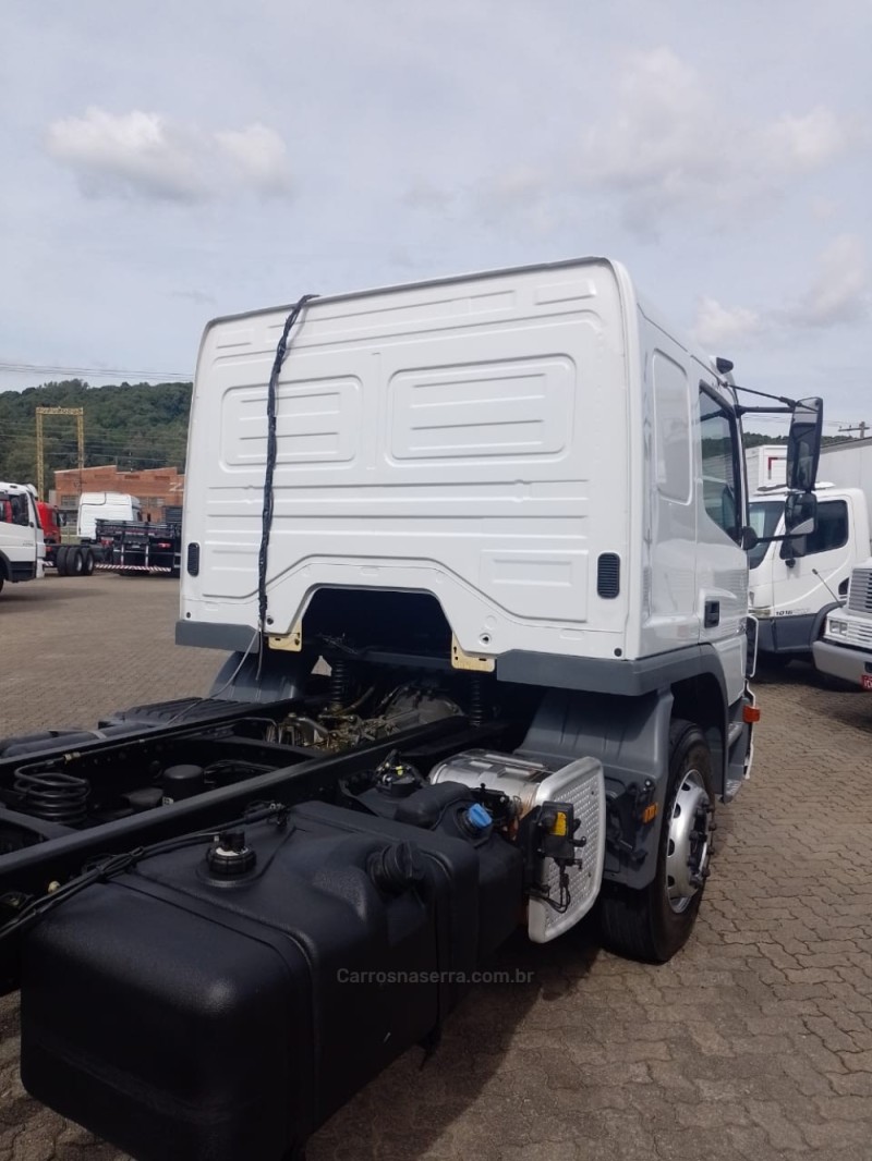 ATEGO 2426 6X2 - 2012 - GARIBALDI