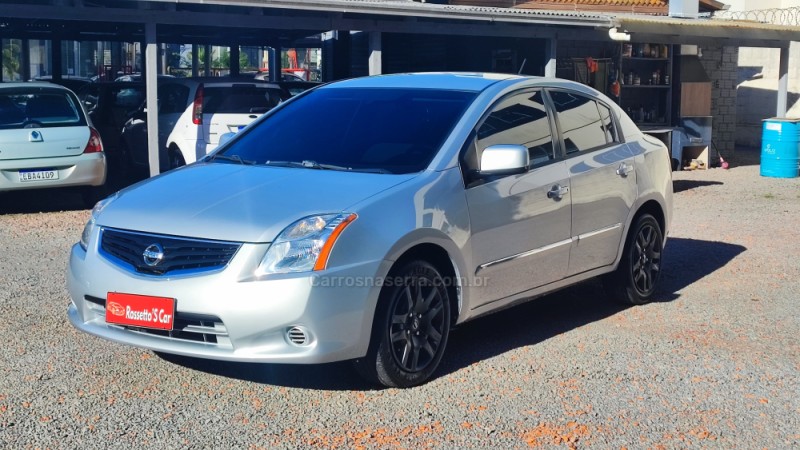 SENTRA 2.0 16V FLEX 4P MANUAL - 2011 - FARROUPILHA
