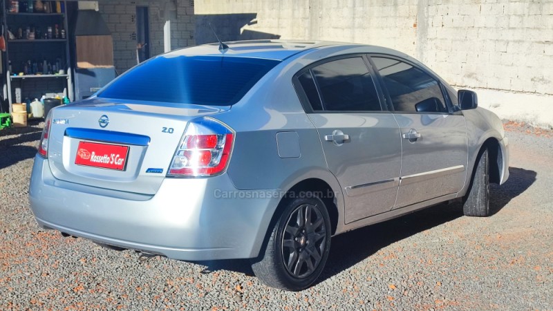 SENTRA 2.0 16V FLEX 4P MANUAL - 2011 - FARROUPILHA