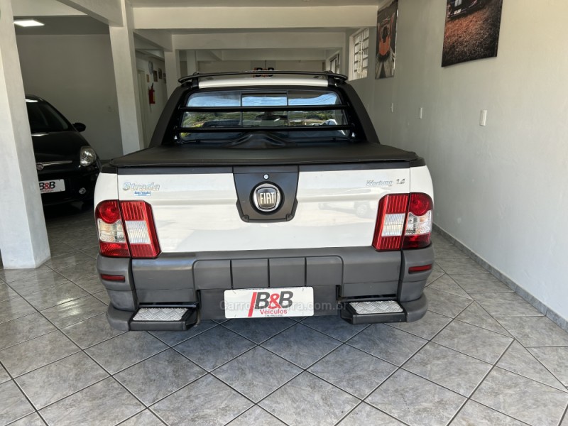 STRADA 1.4 MPI WORKING CD 8V FLEX 2P MANUAL - 2013 - NOVA PRATA