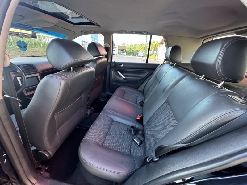 GOLF 1.6 MI SPORTLINE 8V FLEX 4P MANUAL - 2010 - FELIZ