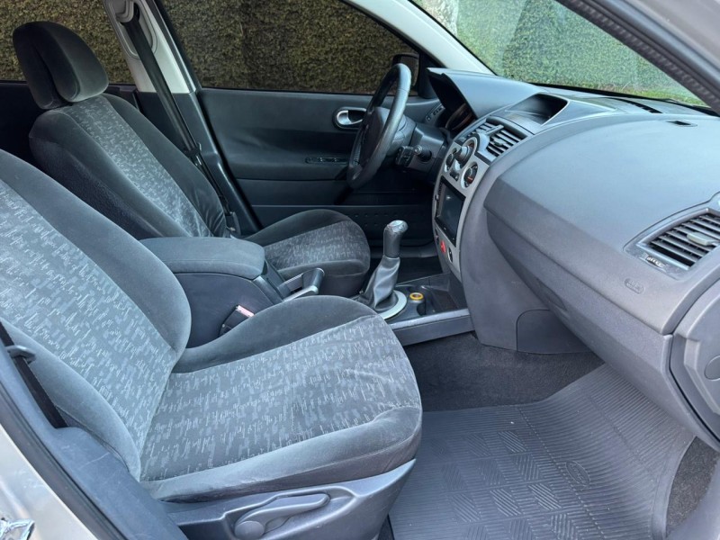 MÉGANE 1.6 DYNAMIQUE GRAND TOUR 16V FLEX 4P MANUAL - 2009 - CAXIAS DO SUL