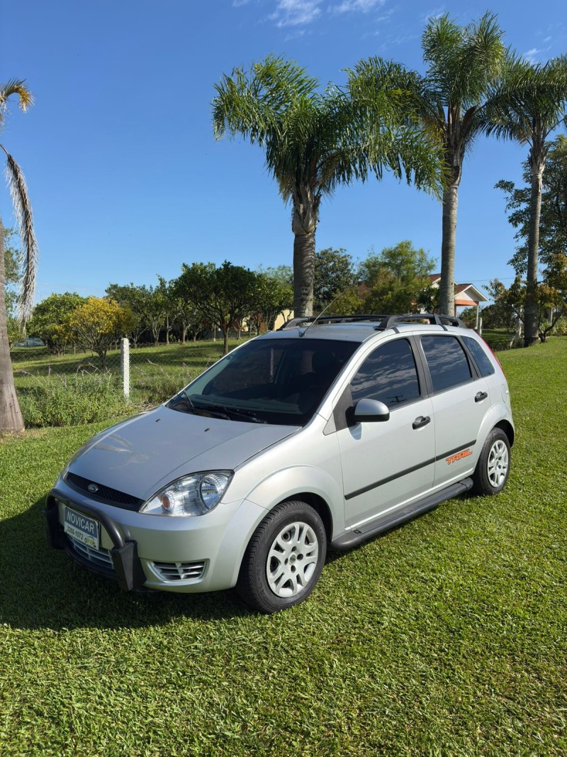fiesta 1.6 mpi trail hatch 8v flex 4p manual 2007 farroupilha