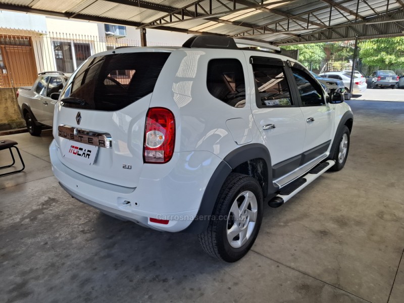 DUSTER 2.0 DYNAMIQUE 4X2 16V FLEX 4P MANUAL - 2015 - GARIBALDI