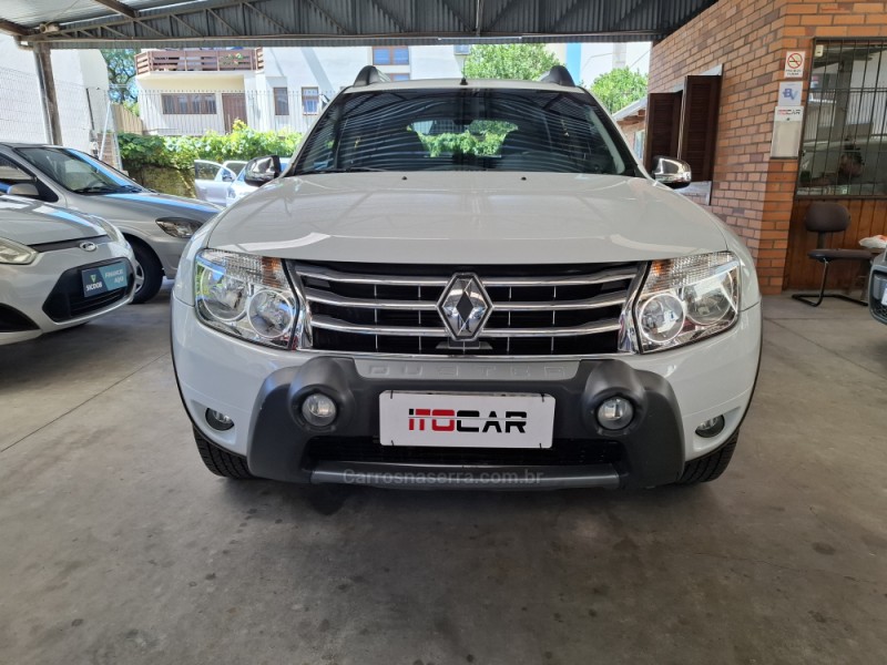 DUSTER 2.0 DYNAMIQUE 4X2 16V FLEX 4P MANUAL - 2015 - GARIBALDI