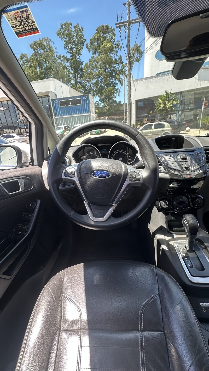 FIESTA 1.6 TITANIUM HATCH 16V FLEX 4P AUTOMÁTICO - 2015 - CAXIAS DO SUL