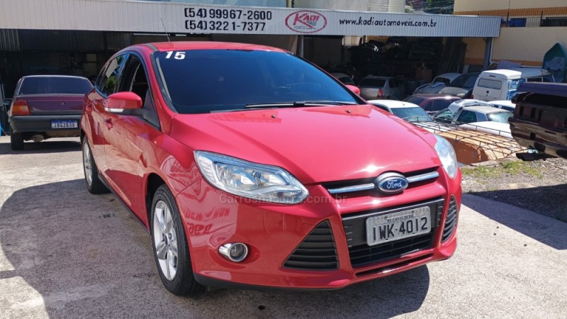 FOCUS 1.6 SE HATCH 16V FLEX 4P AUTOMÁTICO - 2015 - CAXIAS DO SUL