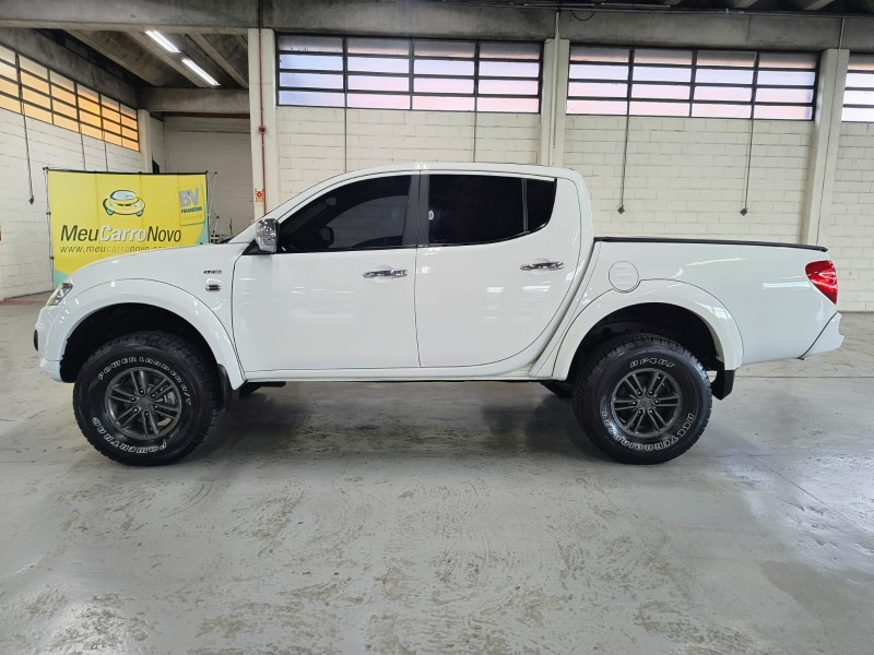 L200 TRITON 3.2 HPE 4X4 CD 16V TURBO INTERCOOLER DIESEL 4P AUTOMÁTICO - 2015 - CAXIAS DO SUL