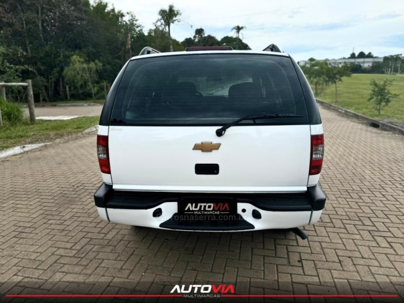 BLAZER 2.4 MPFI ADVANTAGE 4X2 8V FLEX 4P MANUAL - 2009 - SAPIRANGA