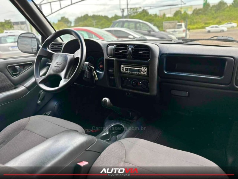 BLAZER 2.4 MPFI ADVANTAGE 4X2 8V FLEX 4P MANUAL - 2009 - SAPIRANGA