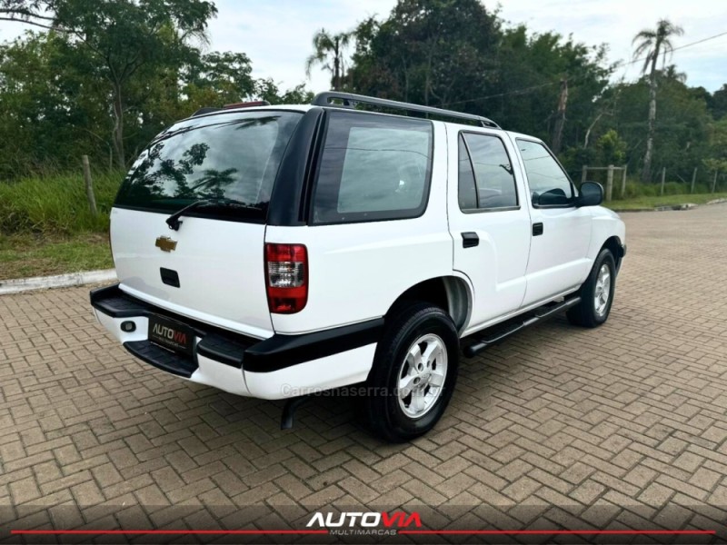 BLAZER 2.4 MPFI ADVANTAGE 4X2 8V FLEX 4P MANUAL - 2009 - SAPIRANGA