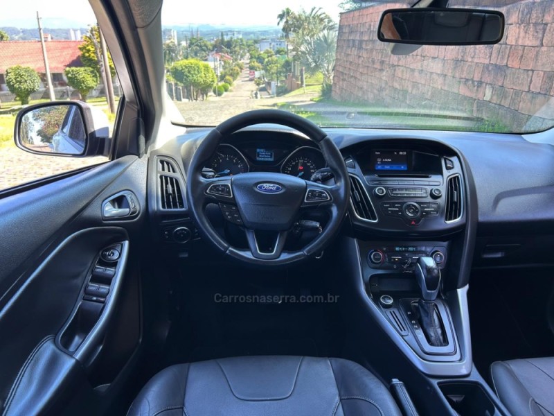 FOCUS 2.0 SE FASTBACK 16V FLEX 4P AUTOMÁTICO - 2016 - VENâNCIO AIRES