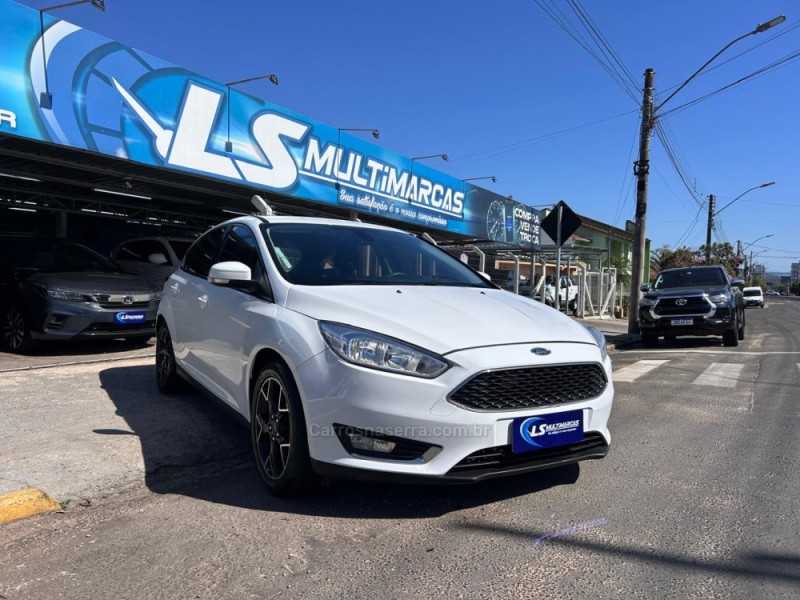 FOCUS 2.0 SE FASTBACK 16V FLEX 4P AUTOMÁTICO - 2016 - VENâNCIO AIRES