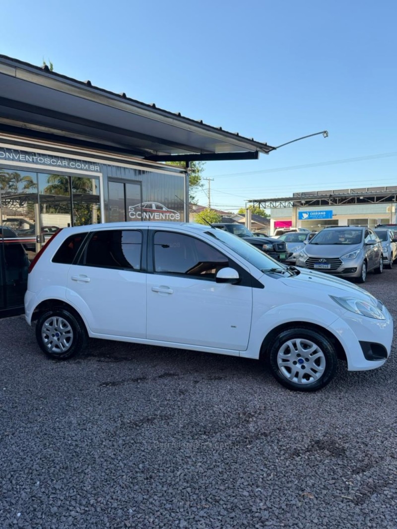 FIESTA 1.0 MPI CLASS 8V FLEX 4P MANUAL - 2014 - LAJEADO