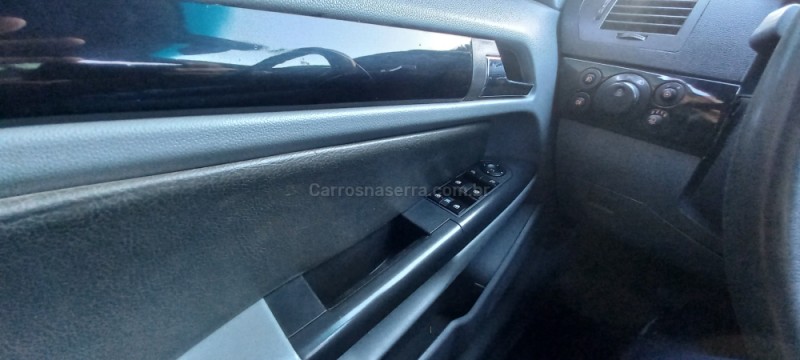 VECTRA 2.0 MPFI ELEGANCE 8V 140CV FLEX 4P MANUAL - 2006 - PICADA CAFé