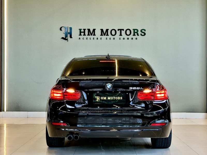 328I 2.0 SEDAN 16V GASOLINA 4P AUTOMÁTICO - 2013 - CAXIAS DO SUL