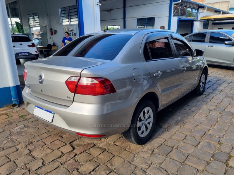 VOYAGE 1.6 MI 8V FLEX 4P MANUAL - 2014 - VACARIA