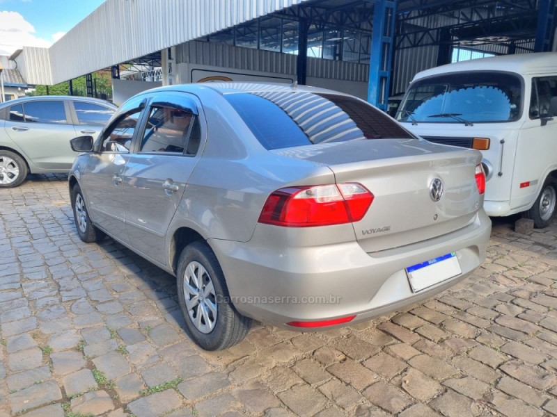 VOYAGE 1.6 MI 8V FLEX 4P MANUAL - 2014 - VACARIA