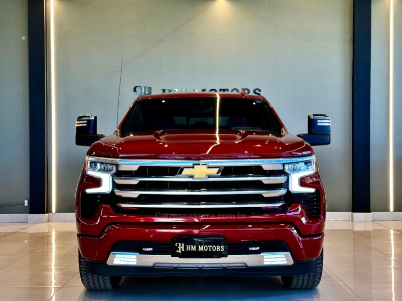SILVERADO 5.3 1500 HIGH 4X4 COUNTRY GASOLINA 4X4 AUTOMÁTICO - 2024 - CAXIAS DO SUL