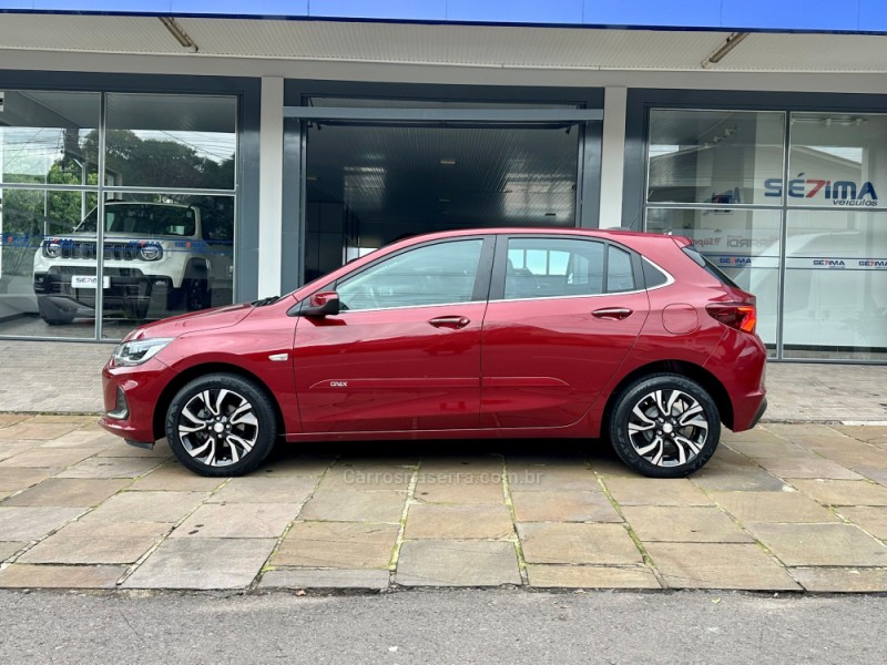 ONIX 1.0 PREMIER 12V TURBO FLEX 4P AUTOMÁTICO - 2023 - GUAPORé