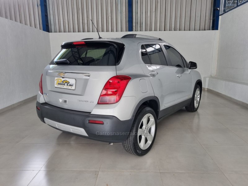 TRACKER 1.8 MPFI LTZ 4X2 16V FLEX 4P AUTOMÁTICO - 2016 - VACARIA